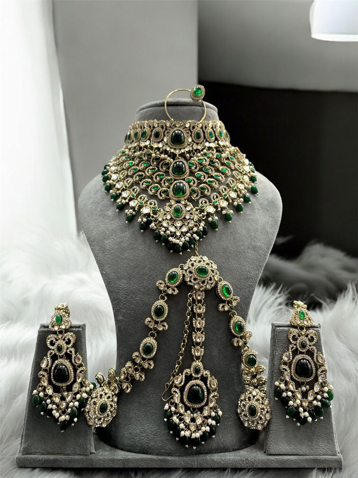 The Emerald Maharani Bridal Set